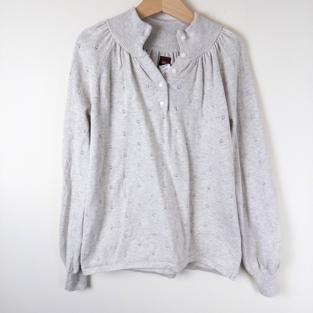 Tea Collection Pointelle‎ Sweater Kids L 8-10 Gray Mock Neck Button Knit Top